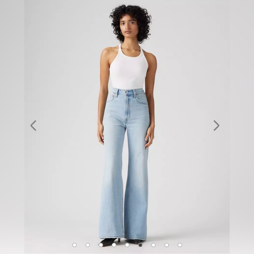 Levi's Women's Ribcage Bell Flare Jeans